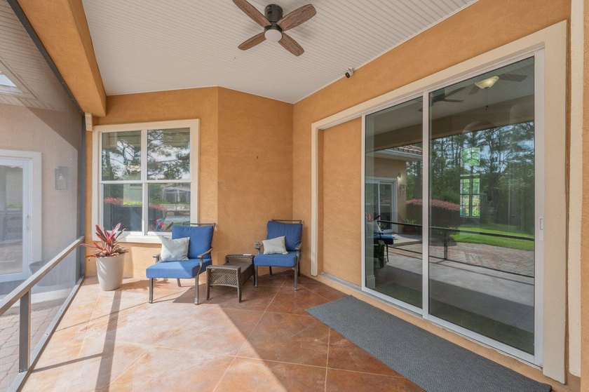 Experience refined, single-level living in the gated golf - photo 50