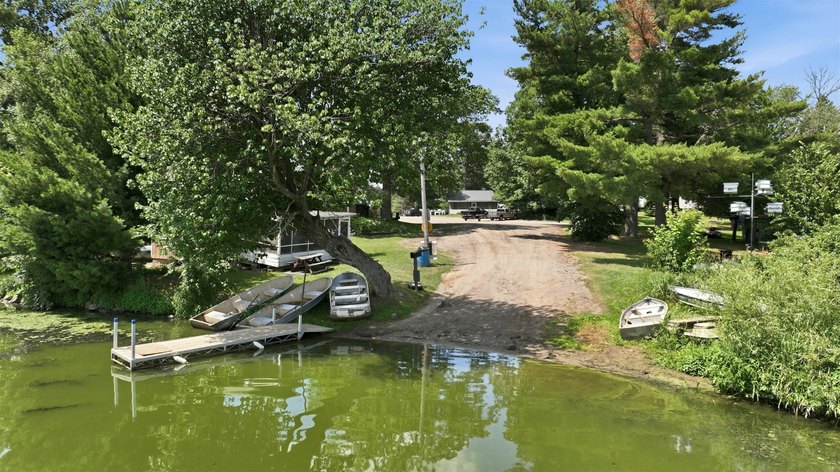 Birch Point Resort offers a rare opportunity to acquire a - photo 9