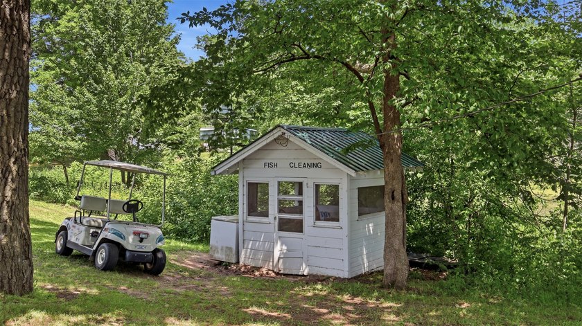 Birch Point Resort offers a rare opportunity to acquire a - photo 10