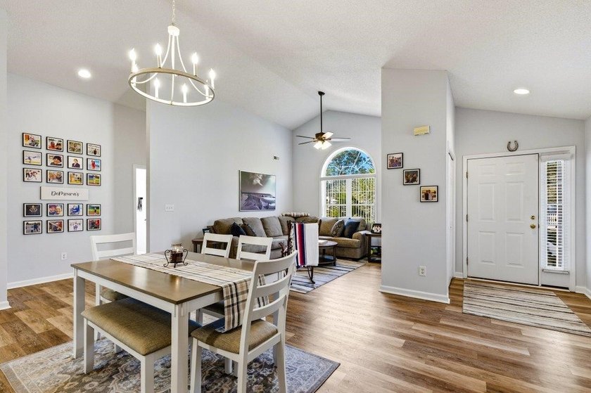 Discover this beautifully updated 3-bedroom, 3-bath - photo 10