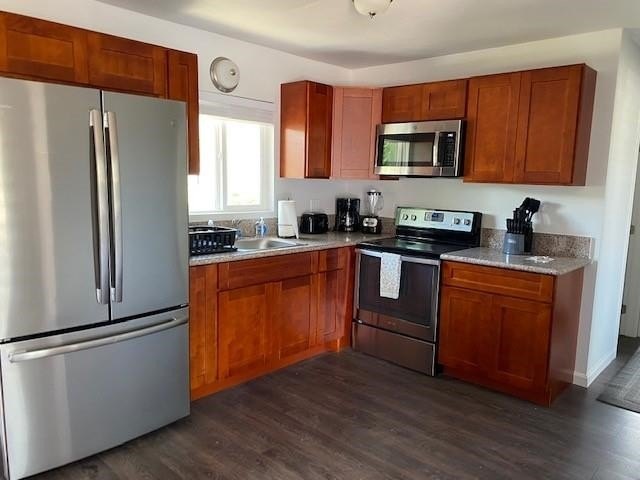 Market Rental income $20,000/mo. Main home is a rectangle with - photo 11