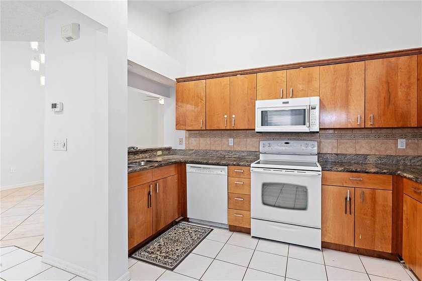 Price Reduction!! Welcome to this 1,658 sq ft single-family home - photo 12
