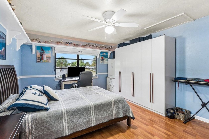 RARE OPPORTUNITY in North Palm Beach with this spacious - photo 30