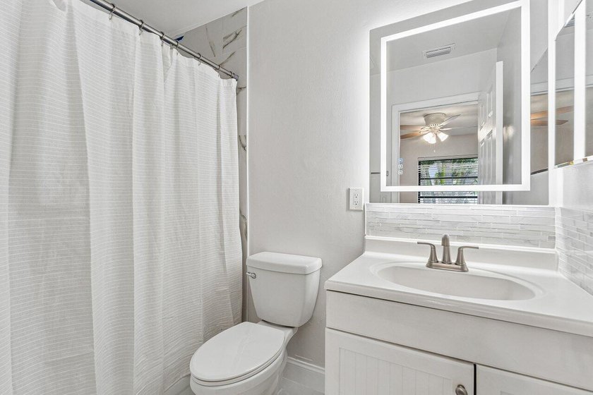 RARE OPPORTUNITY in North Palm Beach with this spacious - photo 40