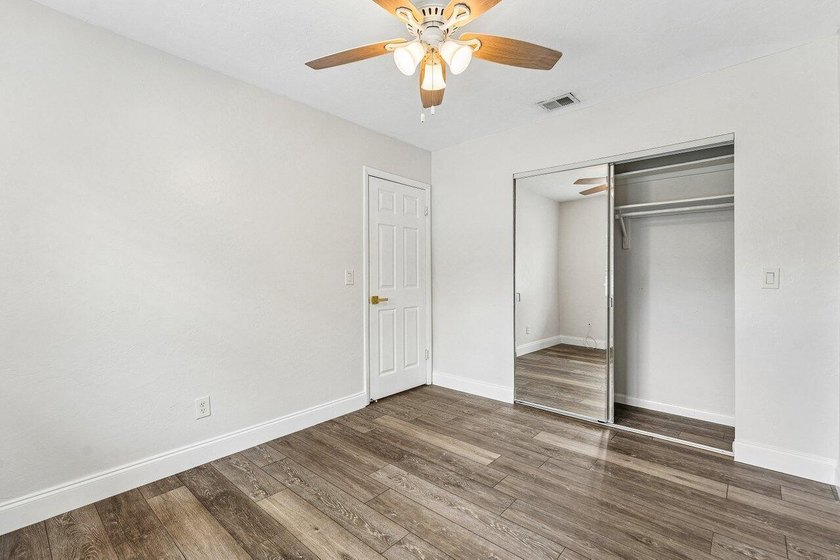 RARE OPPORTUNITY in North Palm Beach with this spacious - photo 43