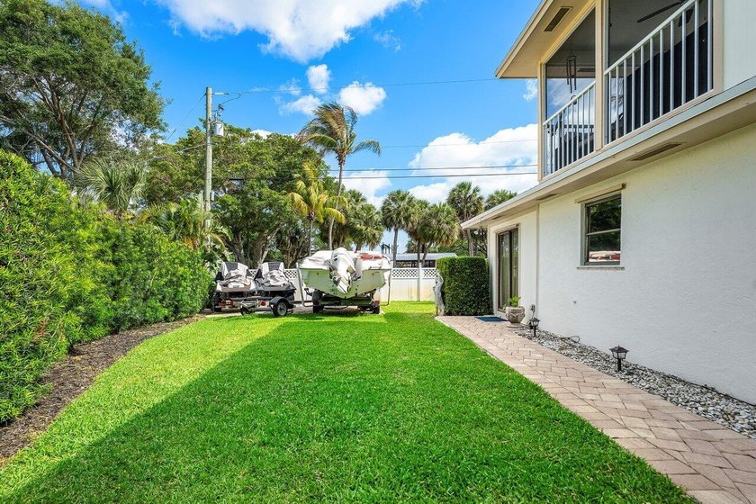 RARE OPPORTUNITY in North Palm Beach with this spacious - photo 47