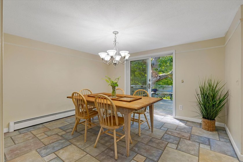 OPEN HOUSE CANCELED 7/18/26 -Sale Pending. Exceptional indoor - photo 10