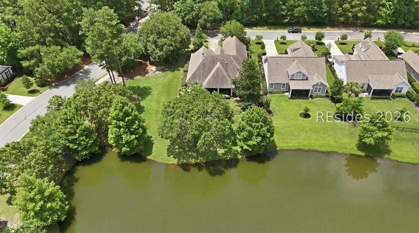 Welcome to 4 Southington Circle in the prestigious gated - photo 40