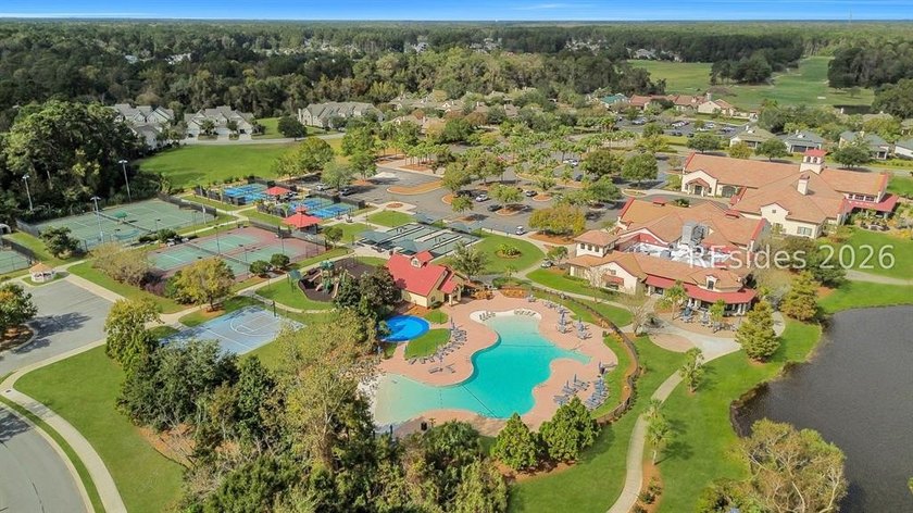 Welcome to 4 Southington Circle in the prestigious gated - photo 42