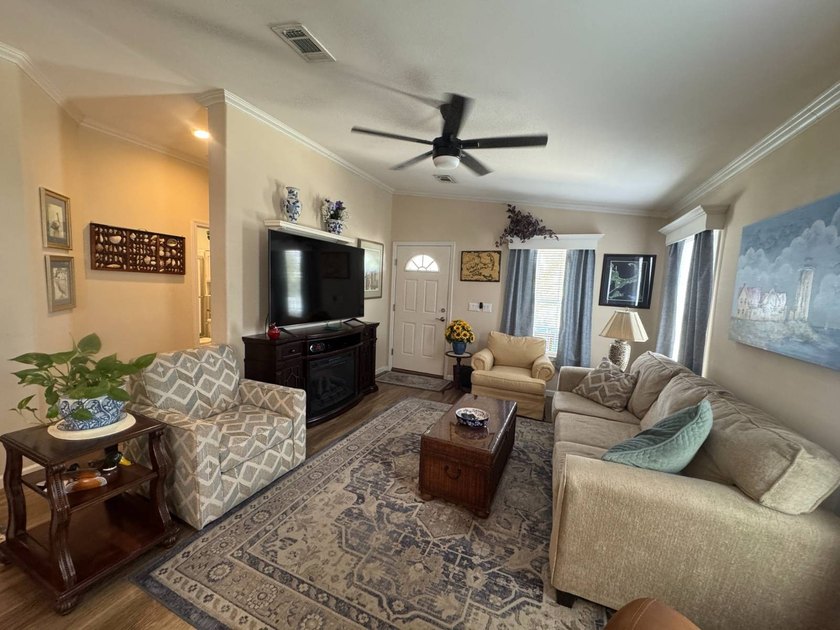 Welcome toWindmill Manor, conveniently located inBradentonjust - photo 11