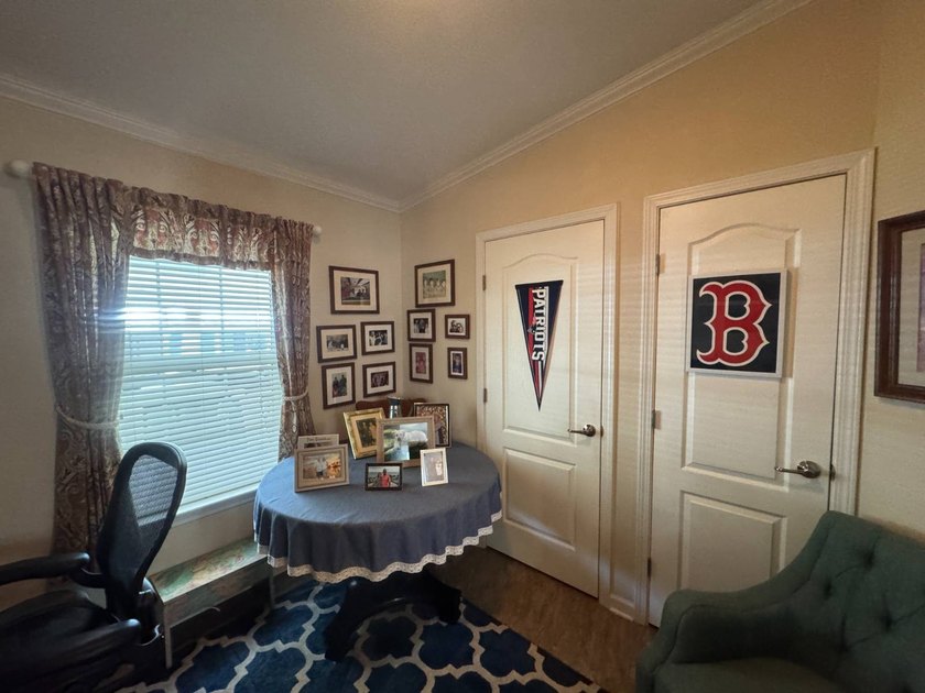 Welcome toWindmill Manor, conveniently located inBradentonjust - photo 13