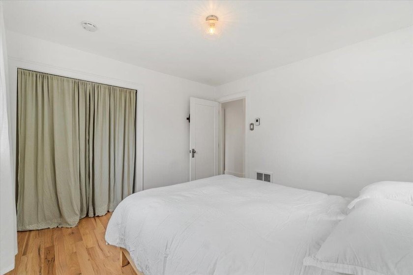 Coastal charm meets modern comfort in this beautifully renovated - photo 14