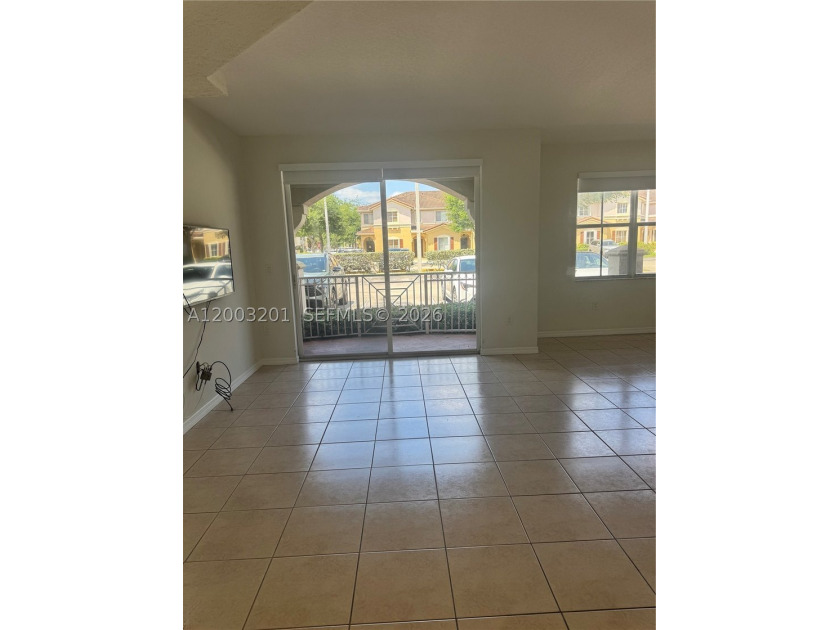 Step into this spacious 3-bedroom , 2 bath first-floor condo - photo 5