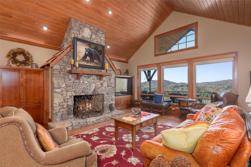 A private mountain estate property nestled on Hawk Mountain with - photo 6