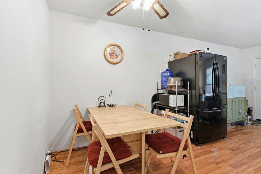 This property s a golden opportunity for investors or anyone - photo 32