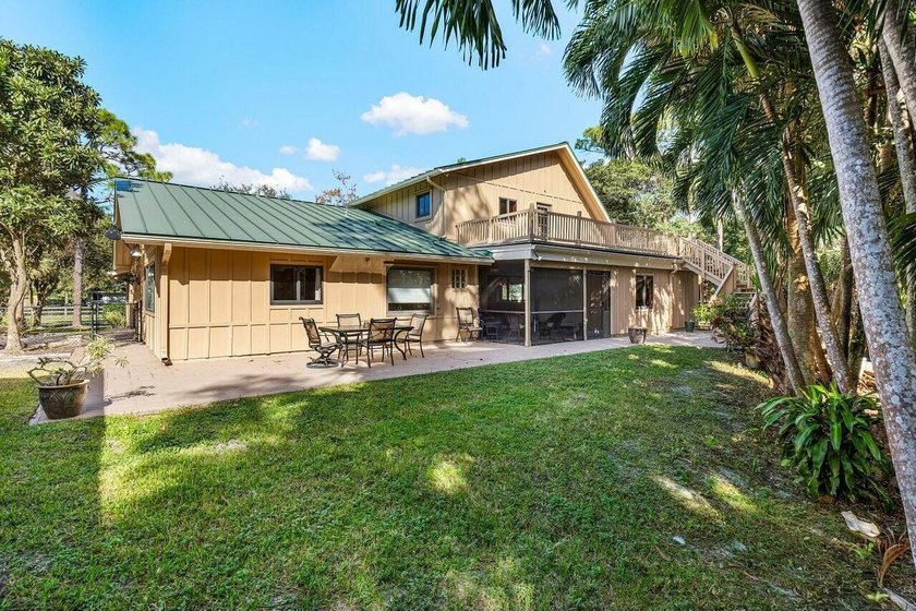 One of Kind 2 Homes, Beautiful treed acre lot in Desirable - photo 35