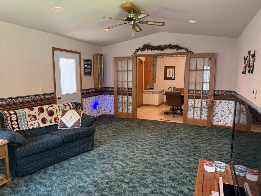 Welcome to this one owner home in the peaceful Village of Port - photo 10