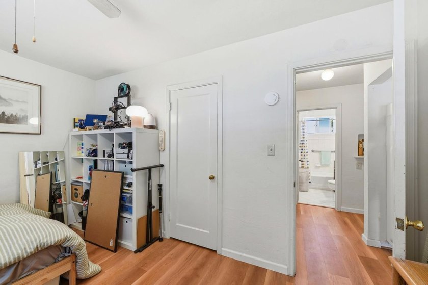 This property s a golden opportunity for investors or anyone - photo 43