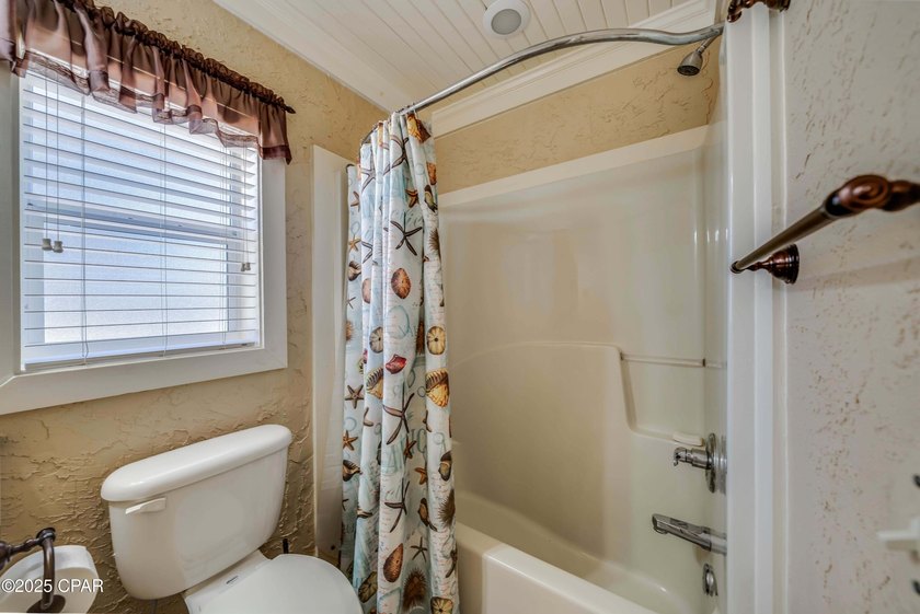 Welcome to your dream Laguna Beach cottage. This Florida cottage - photo 14