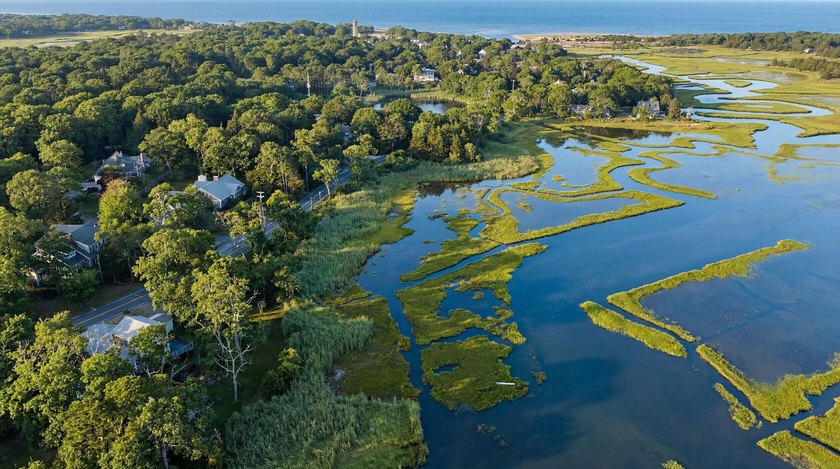 ONE OF ORLEANS MOST SPECTACULAR MARSH SETTINGS. Set above the - photo 2