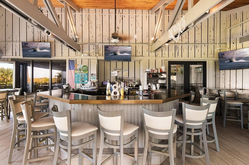 Luxury oceanfront living right at your fingertips. This stunning - photo 50