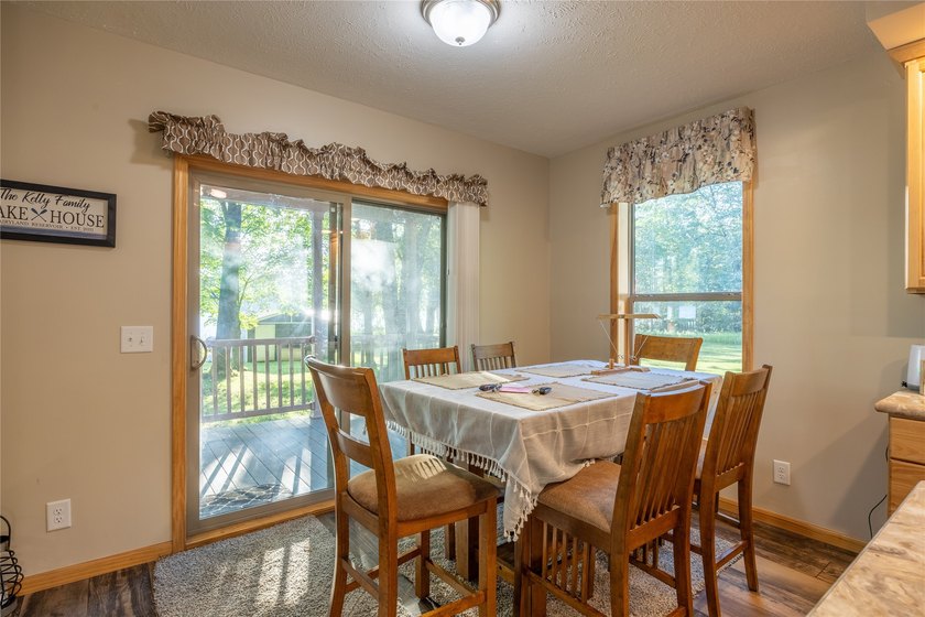 This 3-bedroom, 2-bathroom home offers the perfect blend of - photo 7