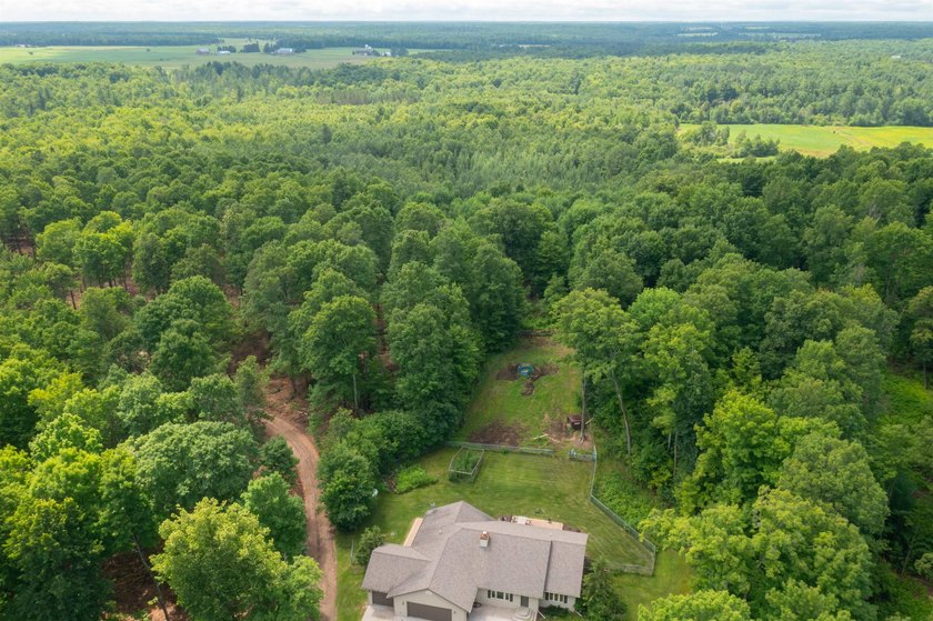 Discover your personal retreat on this extraordinary 80 acre - photo 3