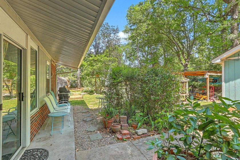 This quaint brick ranch is the perfect starter home or first - photo 26