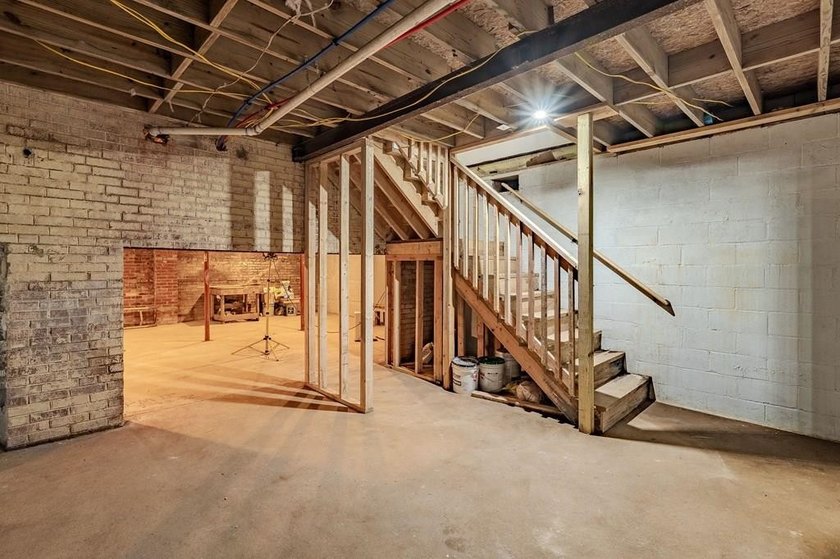 Prime Riverside Property with Endless Potential - Commercial or - photo 40