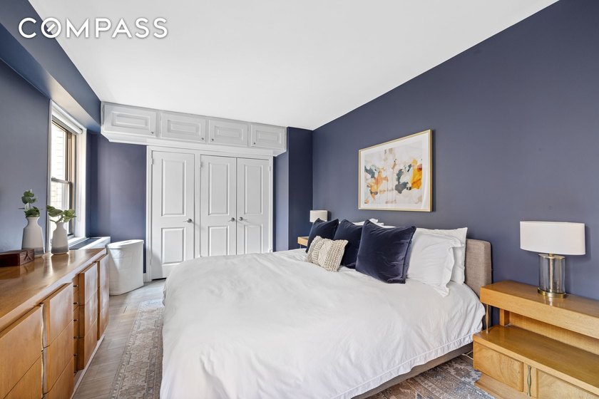 Residence 6A at The Kenilworth is a well-maintained and - photo 8