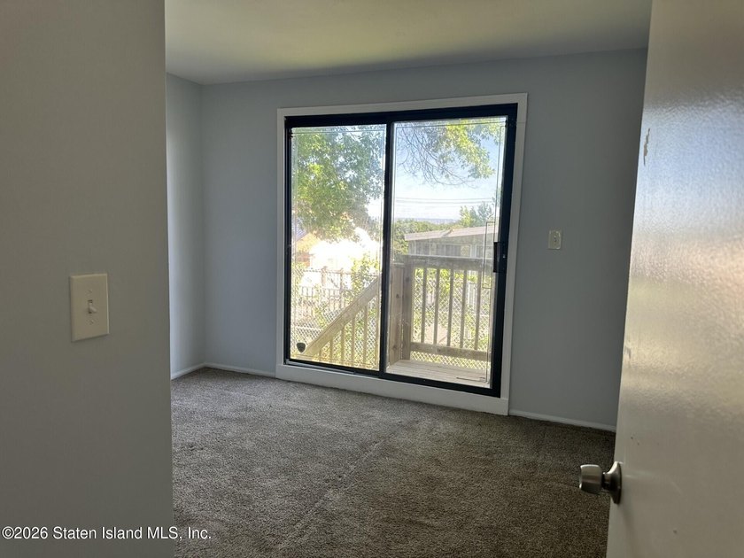 Welcome to 27 Bradley Court most sought Willowbrook, Near - photo 5