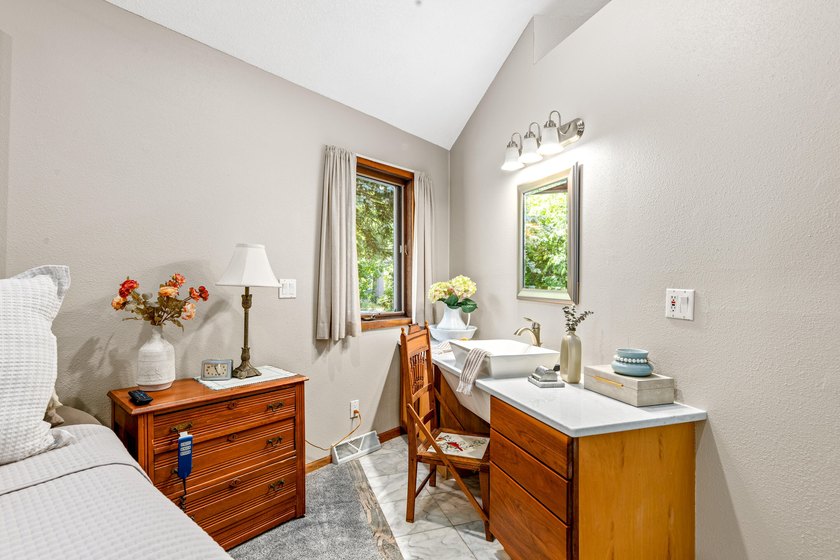 Welcome Home to your private golf course in this small community - photo 19