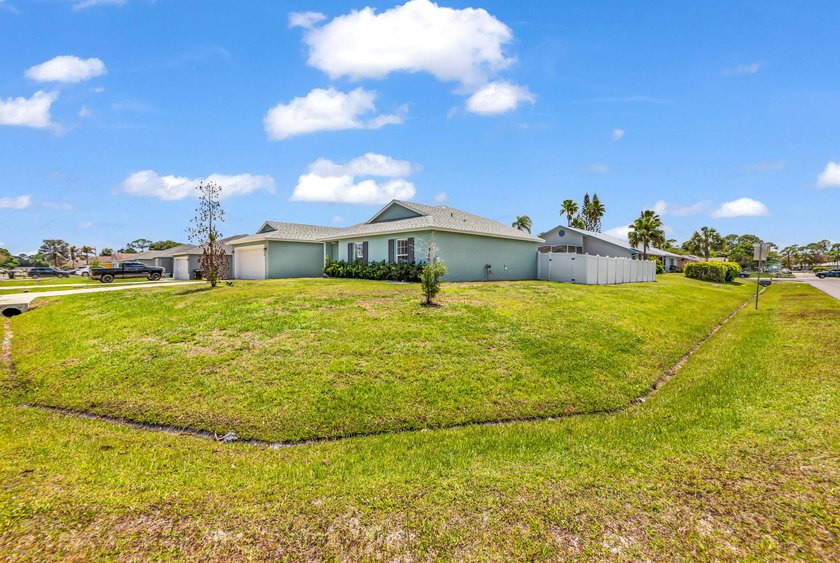 Welcome to this beautifully built 2023 CBS home offering modern - photo 34