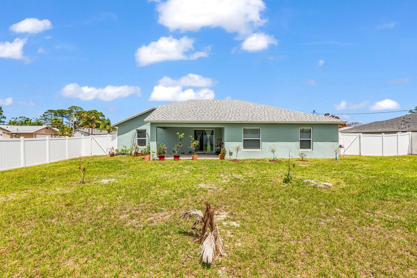 Welcome to this beautifully built 2023 CBS home offering modern - photo 37
