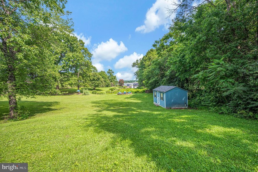 A Rare Lake Anna Legacy Property - 5.2 Acres, 600 Feet of - photo 49