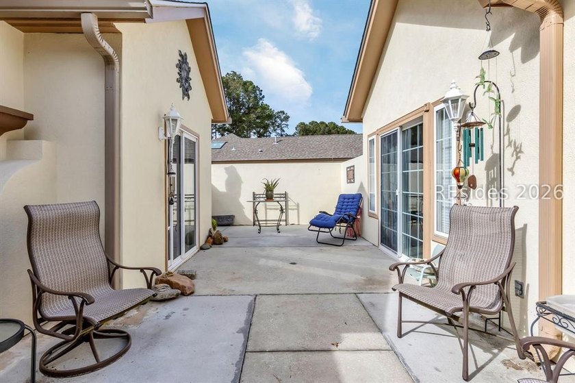Very rare Cumberland Model with Casita (Guest Cottage). Perfect - photo 5