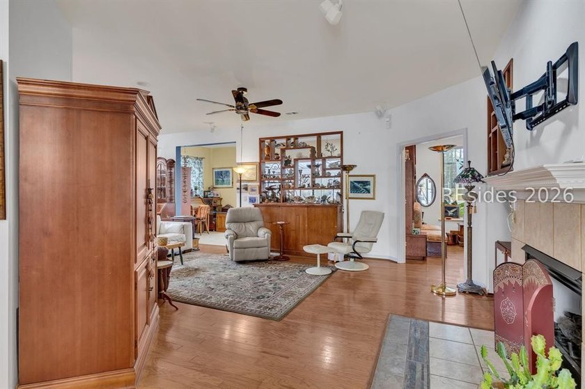 Very rare Cumberland Model with Casita (Guest Cottage). Perfect - photo 6