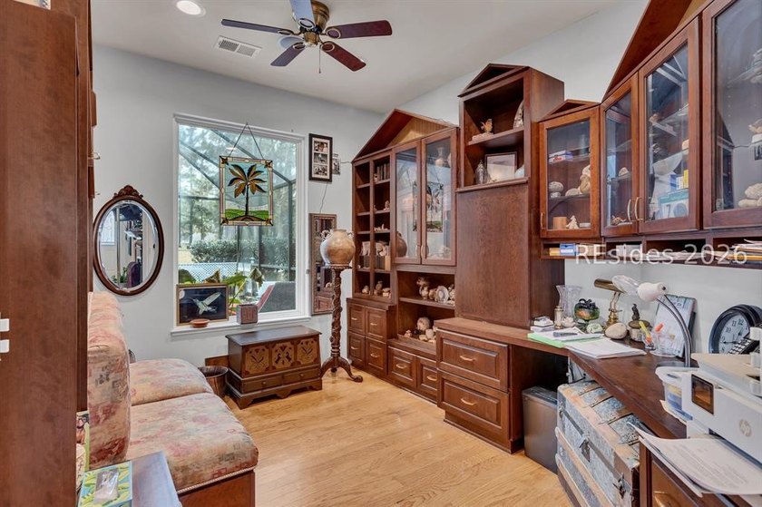 Very rare Cumberland Model with Casita (Guest Cottage). Perfect - photo 7