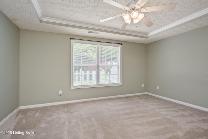 Lovely home priced right to sell. This 2BR 2 full bath open - photo 13