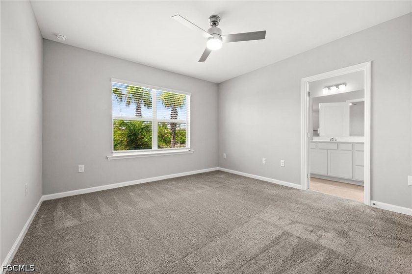 Welcome to this beautifully designed Daylen model by Pulte Homes - photo 17