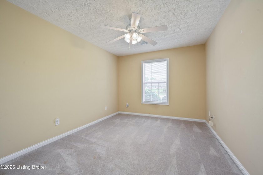 Lovely home priced right to sell. This 2BR 2 full bath open - photo 17