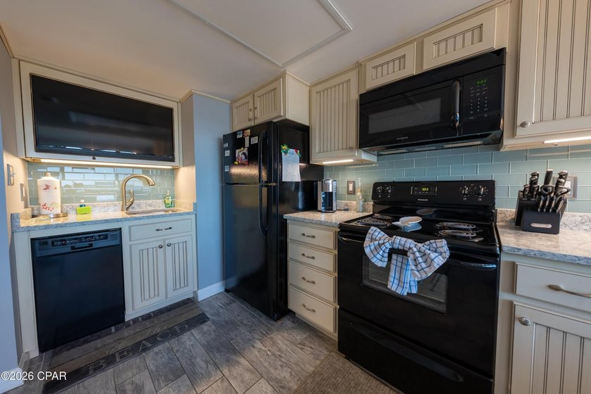 Pinnacle Port 1 Bed 2 bath plus bunks sleeps 6 comfortably. This - photo 22