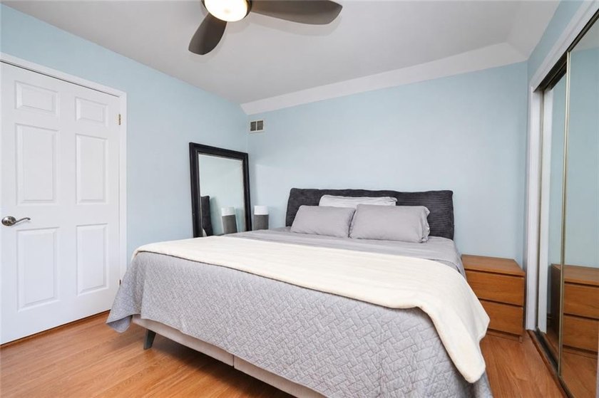 Welcome to 45 Cranford Ct, a beautifully maintained - photo 10