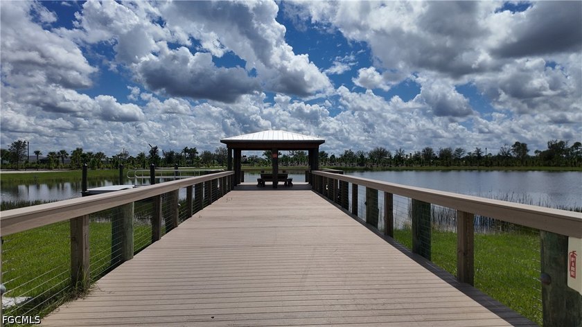 Welcome to this beautifully designed Daylen model by Pulte Homes - photo 47