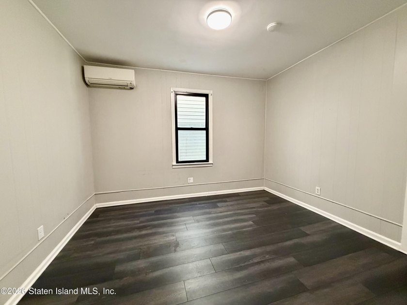 6 OVER 6, RENOVATED 2 YEARS AGO, SECOND FLOOR IS RENTED 3,500 - photo 5