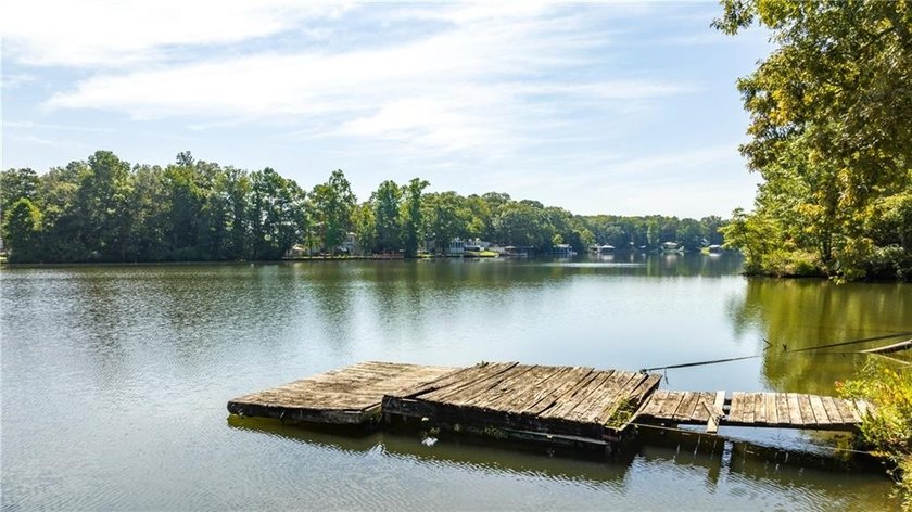 4.41 acre lot on Lake Harding with over 800 feet of waterfront - photo 3