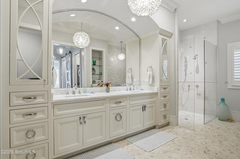 Experience unparalleled luxury in this exceptional island home - photo 36