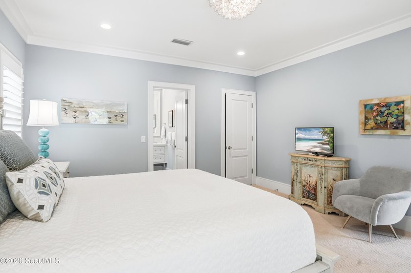 Experience unparalleled luxury in this exceptional island home - photo 56