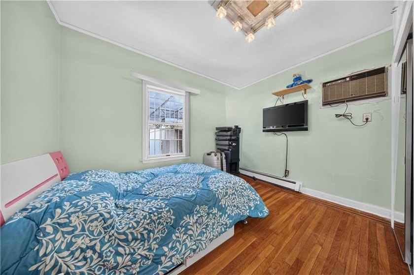 A rare opportunity in the heart of Flushing! This - photo 10