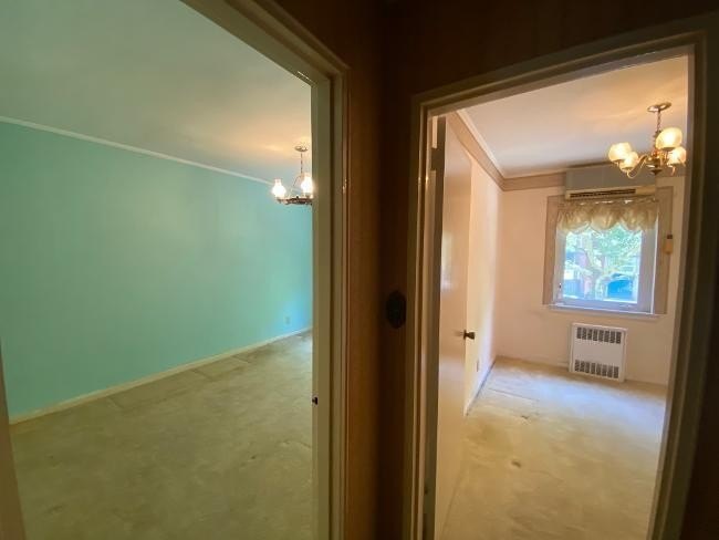 Convenient SheepsHead Bay Location Near Shopping and - photo 10